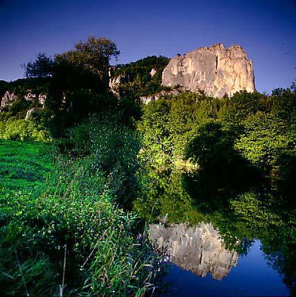 1 - 308 Der Rabenfelsen ber der Donau