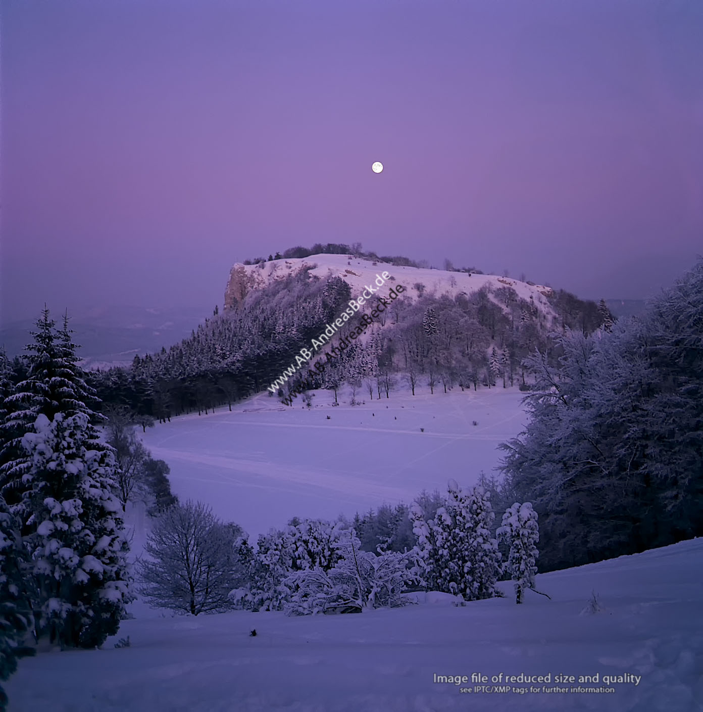 1 - 200   Winternacht am Lochenstein / Schwbische Alb